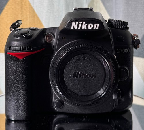 Nikon d7000 body d11 - body,, mb-d11