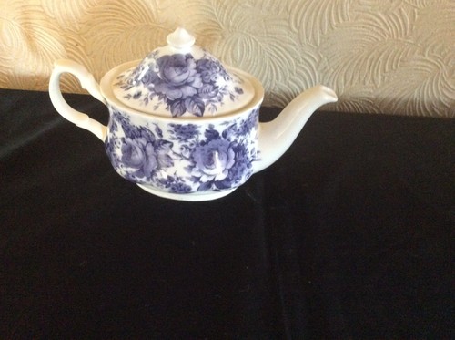 Roy kirkham blue chintz teapot - blue,