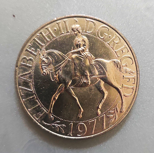 1977 commemorative coin queen - 1977,