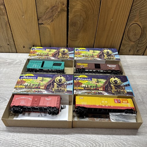 Athearn gauge train cars - ho,