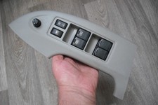 NISSAN QUEST  DRIVERS DOOR