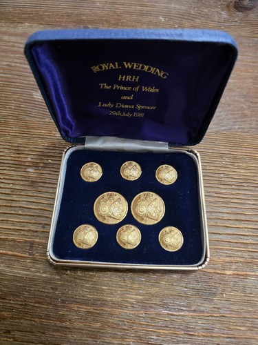 Royal wedding commemorative - commemorative, 8