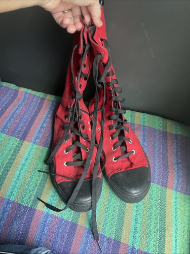 Demonia red and black canvas - black,