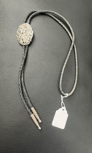 Vintage silver tone bolo tie - silver,