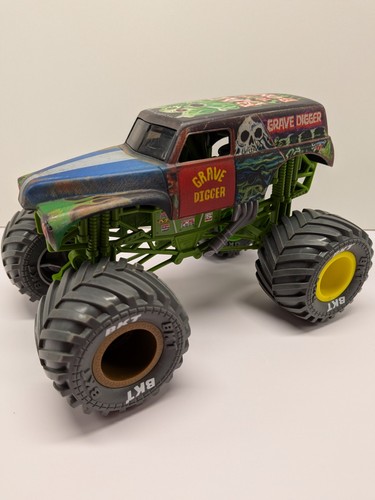 Monster jam grave digger - jam,