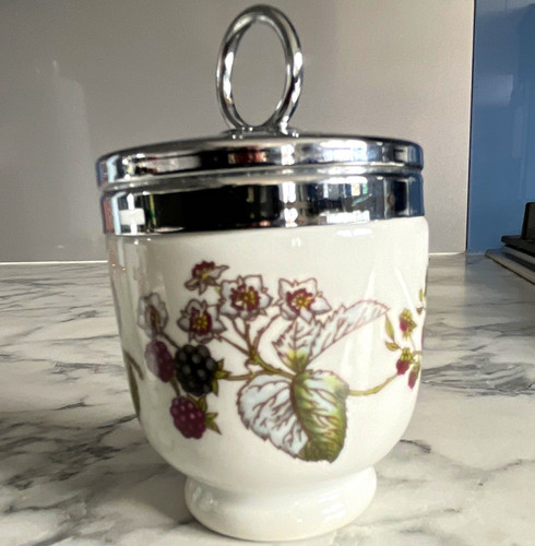 Royal worcester lavinia egg - royal,