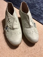 Ladies Leather Green Vintage Shoes Excellent Condition Size 5 Wide Fit