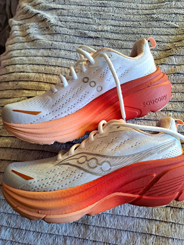 Saucony hurricanes - saucony,