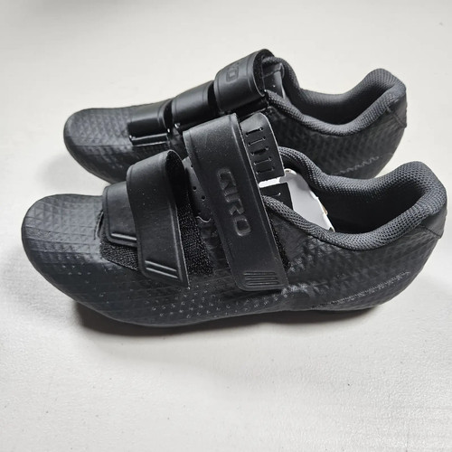 Giro cycling shoes - giro,