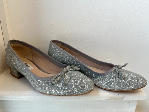 Clarks slip shoes size - on, uk