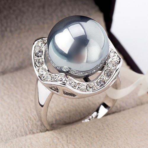 R042 solitaire anniversary - r042,