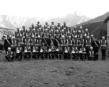 Zulu Cast [1025657] 8x10 photo