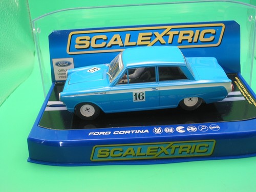 Scalextric c3307 ford cortina - ford,