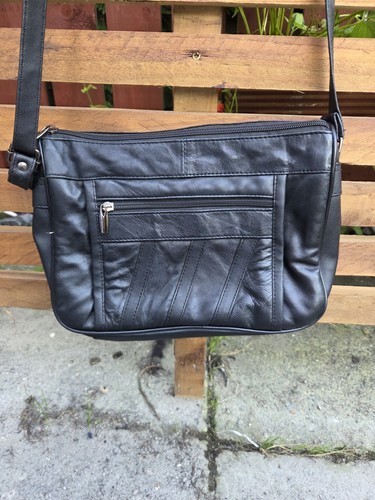 Woman hand bag black colour - bag,