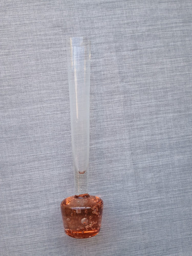 Pink bubble base glass bud