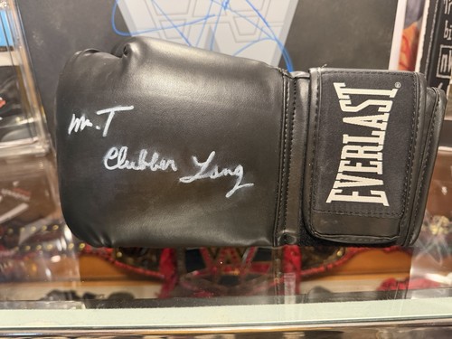 Autographed everlast - t,