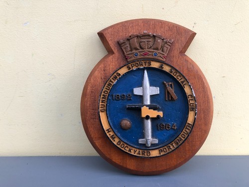 Vintage painted 1964 metal - 1964, &