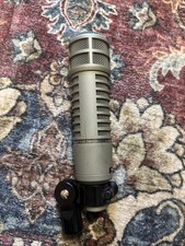 EV Electro-Voice RE20