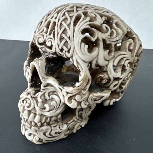 Gothic skull ornament carved - gothic,