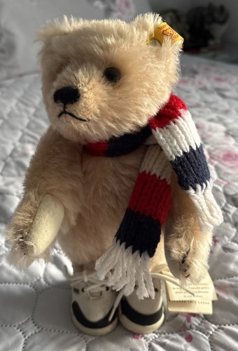 Steiff oscar danbury - (son), a