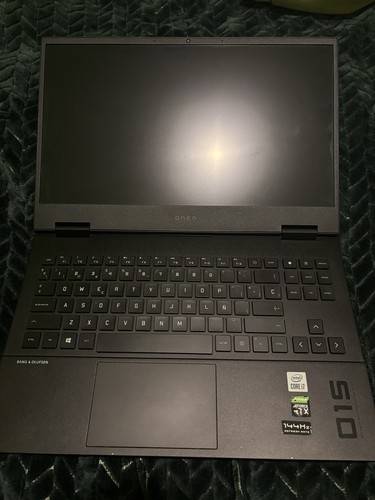 Omen ek0003na gaming - 15-ek0003na,