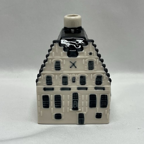 Klm blue delft house bols - delft,