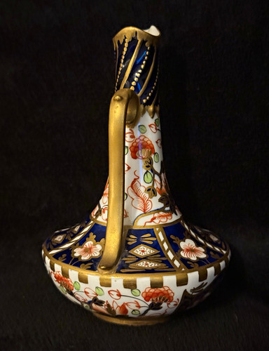 Royal crown derby - royal, hand