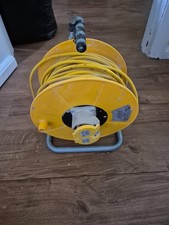 Electric Cable Reel 110 Volt 16 AMP - Yellow.  Dusty but fully working. 