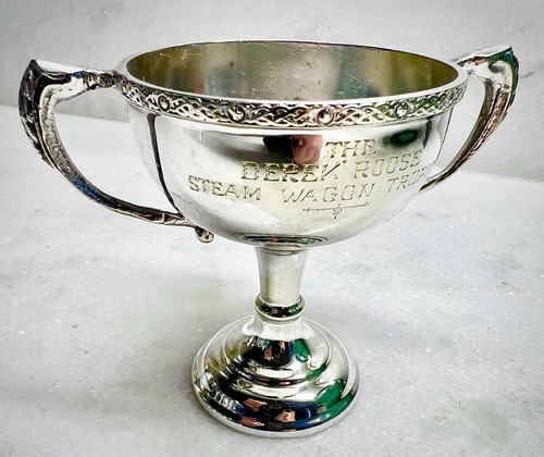 Vintage trophy cup - vintage, 3”