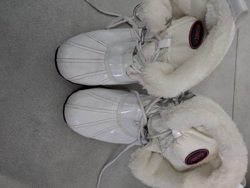 Khombu white skiing - skiing, boots