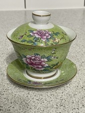 CHINESE LIME GREEN PORCELAIN