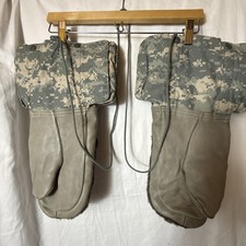 US GI Arctic Military Mittens Army Cold Weather ECWS Flyers Gloves Camo L Great