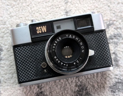Vintage yashica 35w film - yashica,
