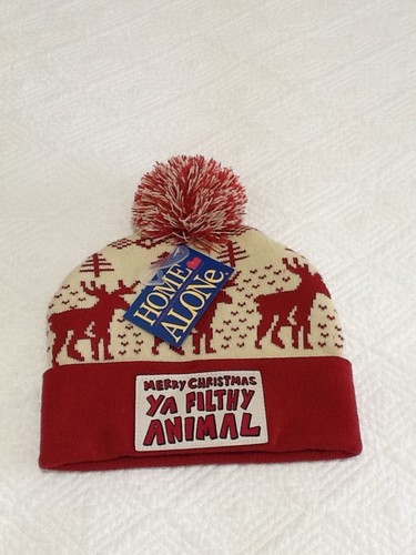 Holiday home alone - alone, hat