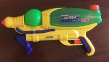 Super Soaker XP 270 Water Gun Larami c1999 pump action fully working