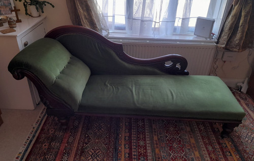 Antique green velvet - antique, chaise