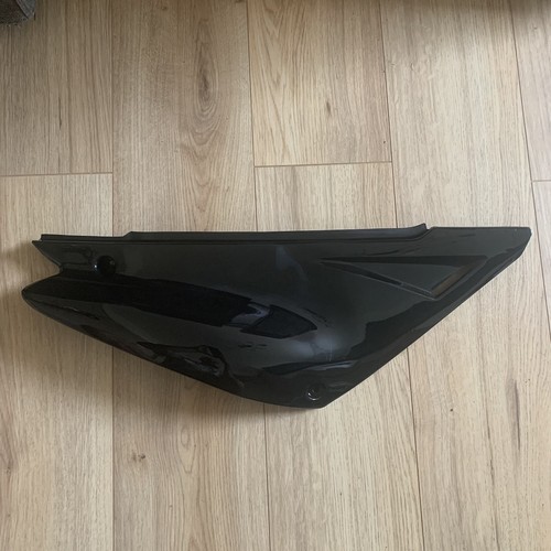 Rear right side panel plastic - rear,
