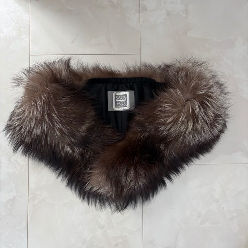 Authentic saga fox fur - authentic,