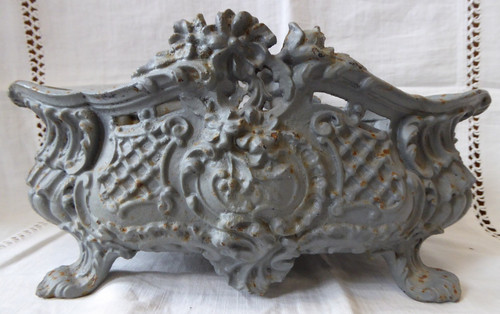 Beautiful french cast iron - beautiful,