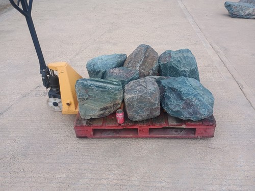 Large granite garden - large,