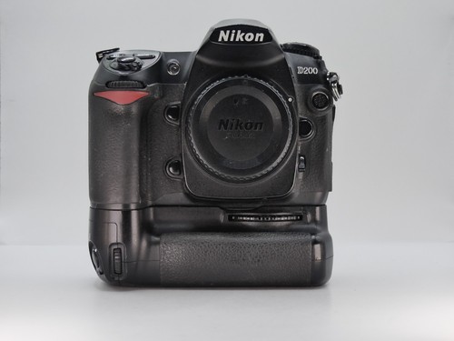 Nikon d200 digital slr - nikon,