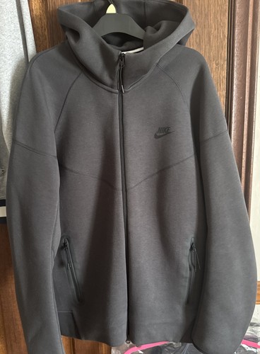 Nike tech fleece new without - nike,
