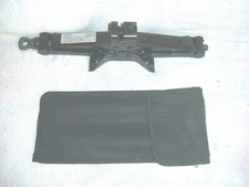 Hyundai Atos 97>03 Jack and Wheelbrace Tool Kit