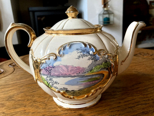Rare vintage sadler - ~rare~,