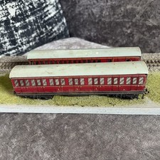 Hornby dublo gauge maroon - dublo,