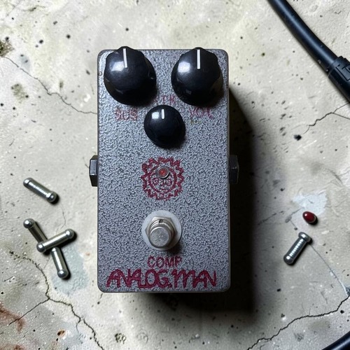 Analog man small comp - analog.man,