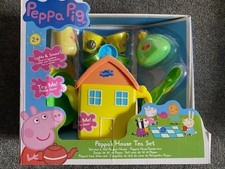 PEPPA PIG HOUSE TEA SET WITH