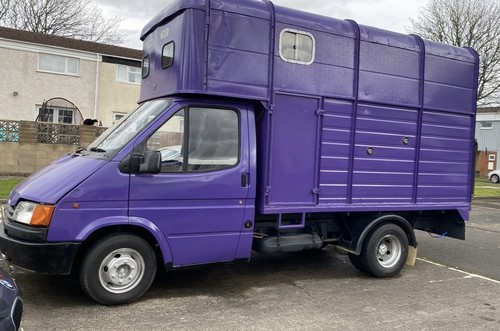 Ton ford transit horsebox - ford,