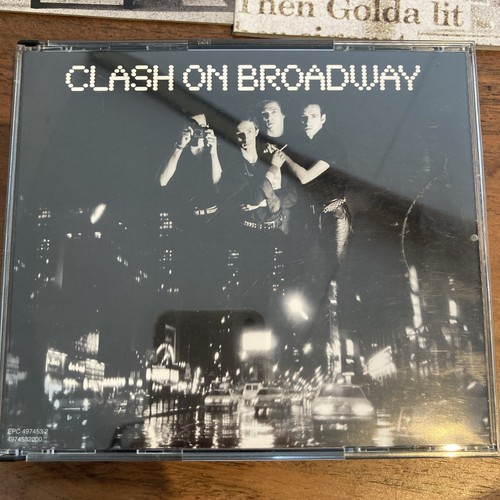 The clash - clash, on