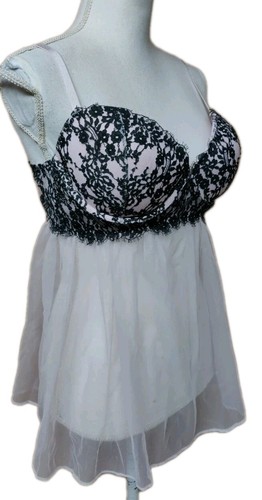 Victoria s secret - •, victoria’s